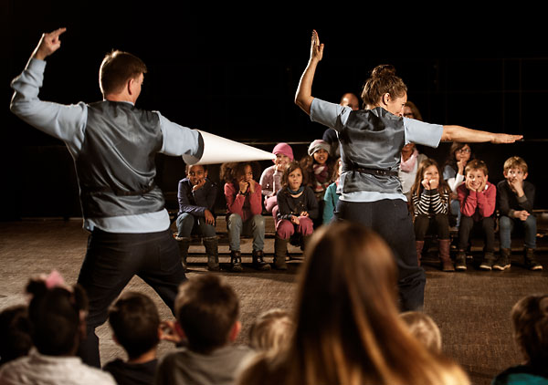 Pressefoto: theater monteure - raus bist du noch lange nicht