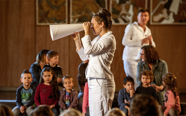 theater monteure - raus bist du noch lange nicht